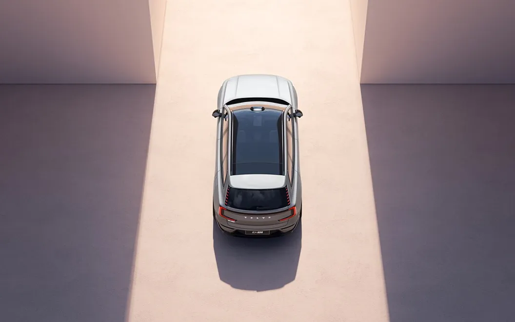 Volvo EX90 Roof