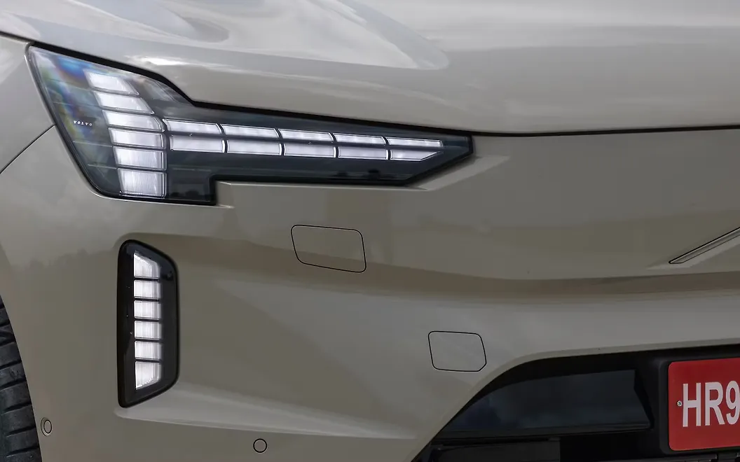 Volvo EX90