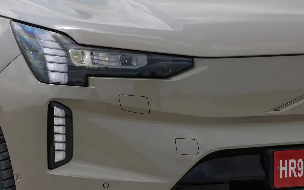 Volvo EX90