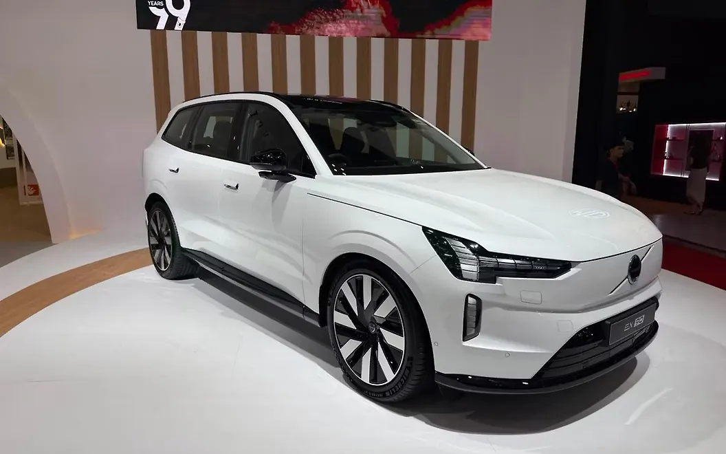 Volvo EX90