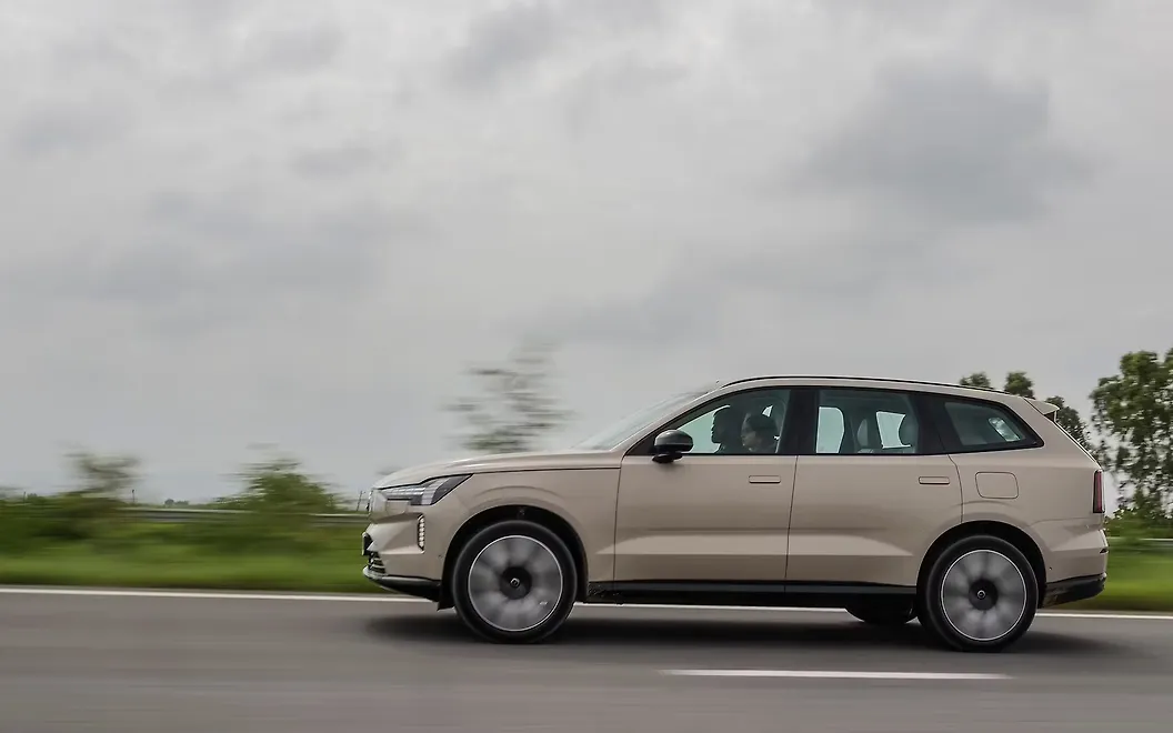 Volvo EX90