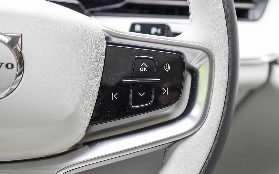 Volvo EX90