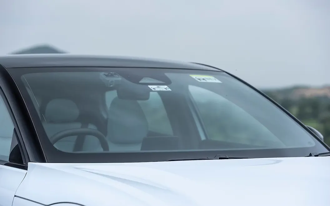 Volvo EX30 Front Windscreen