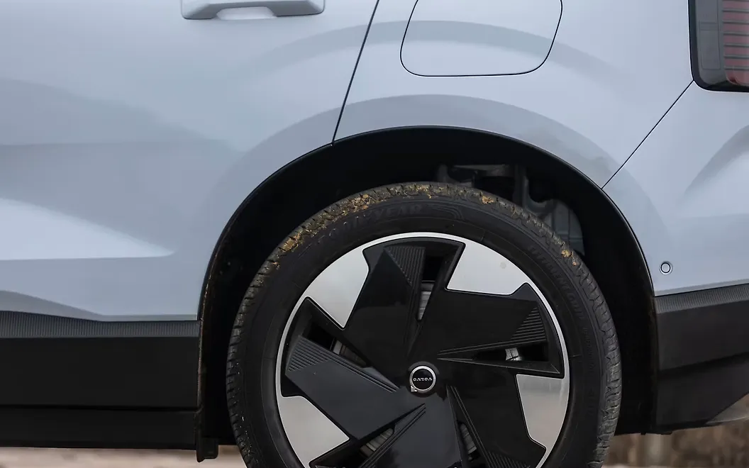 Volvo EX30 Rear Wheel