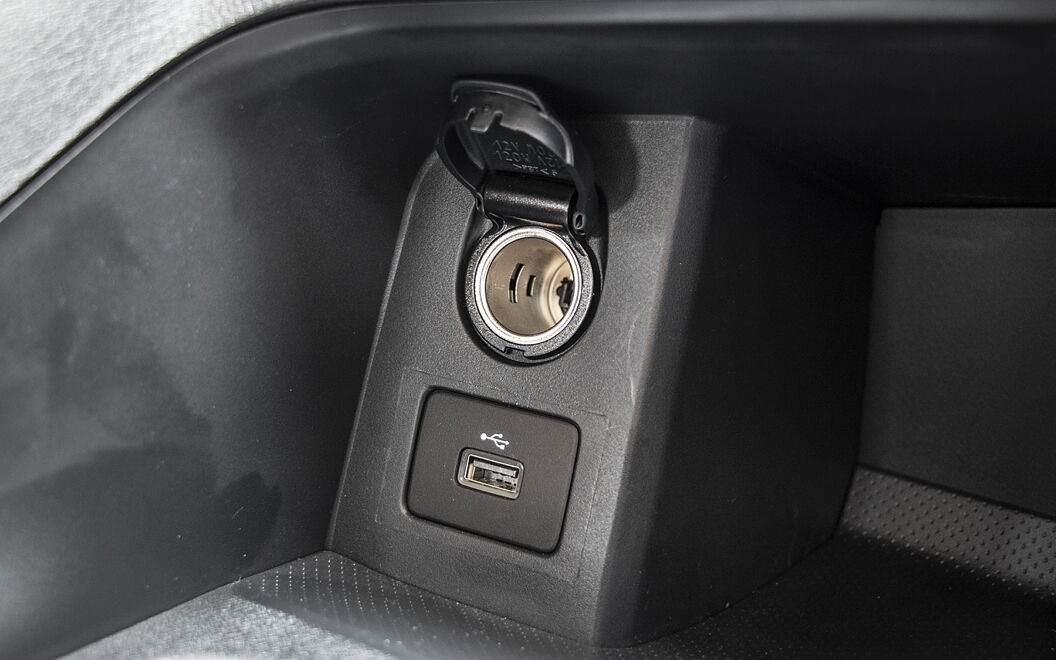 Nissan Magnite USB / Charging Port