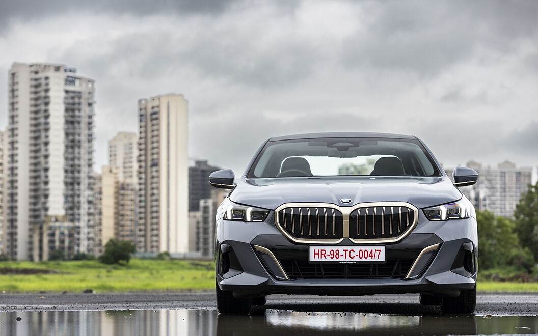 BMW 5 Series Front View