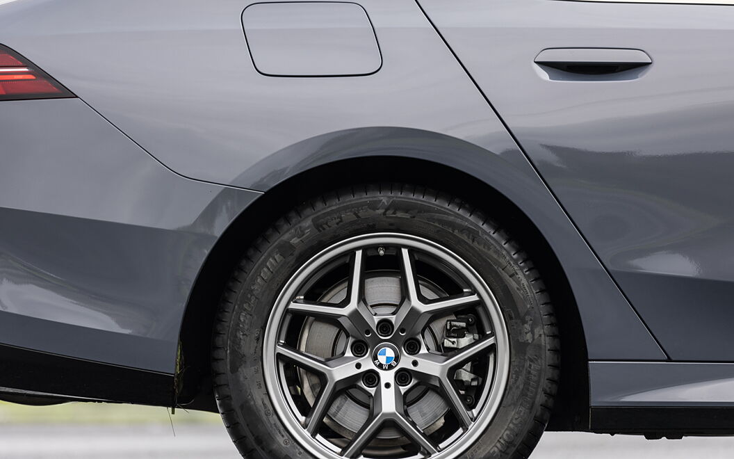 BMW 5 Series Rear Wheel