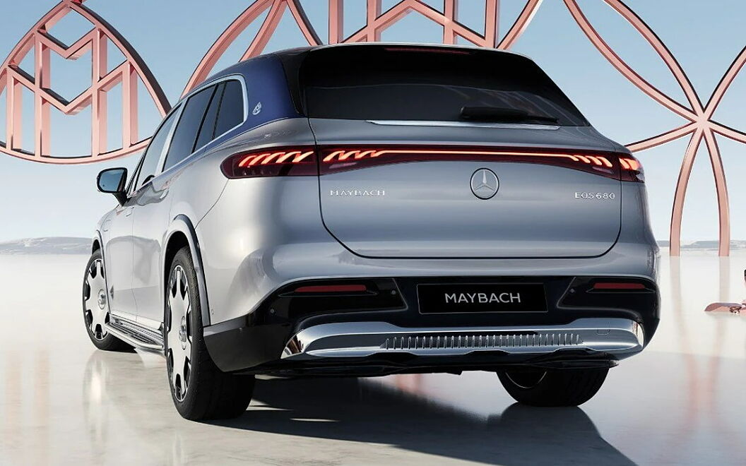 Maybach EQS SUV Rear View