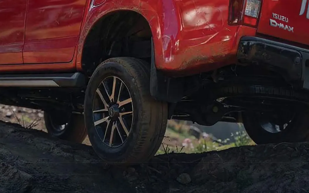 Isuzu V-Cross Tyre