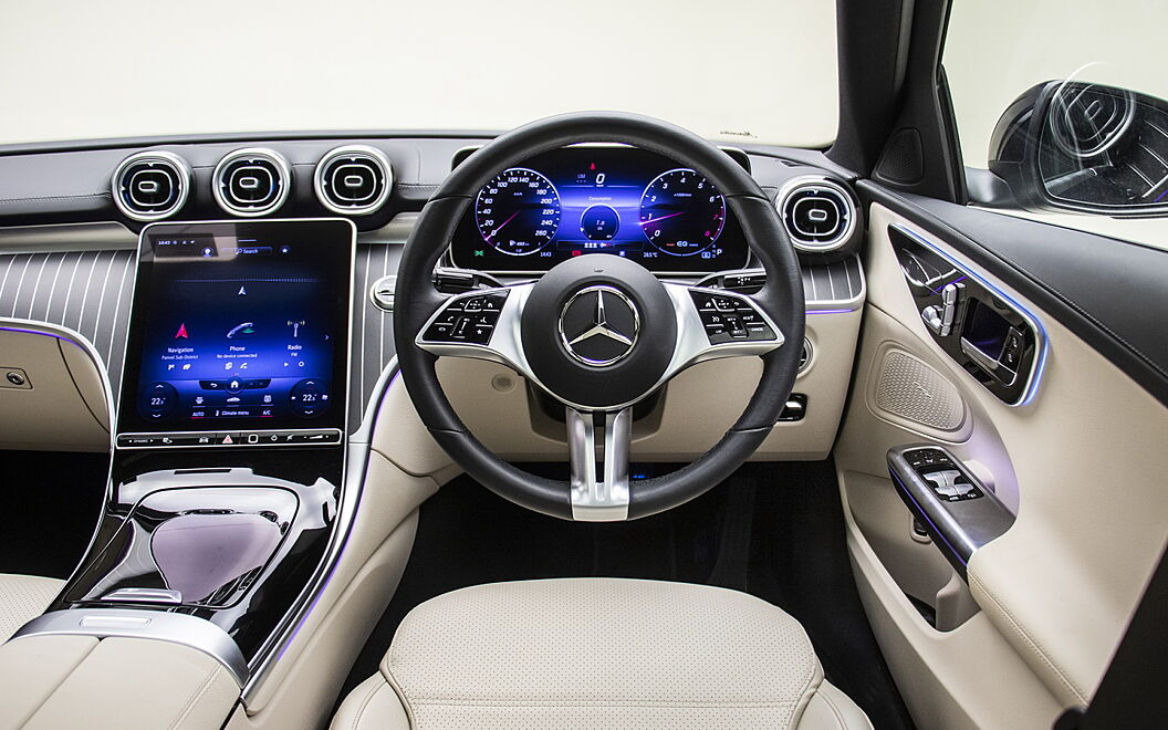 Mercedes-Benz C-Class DashBoard