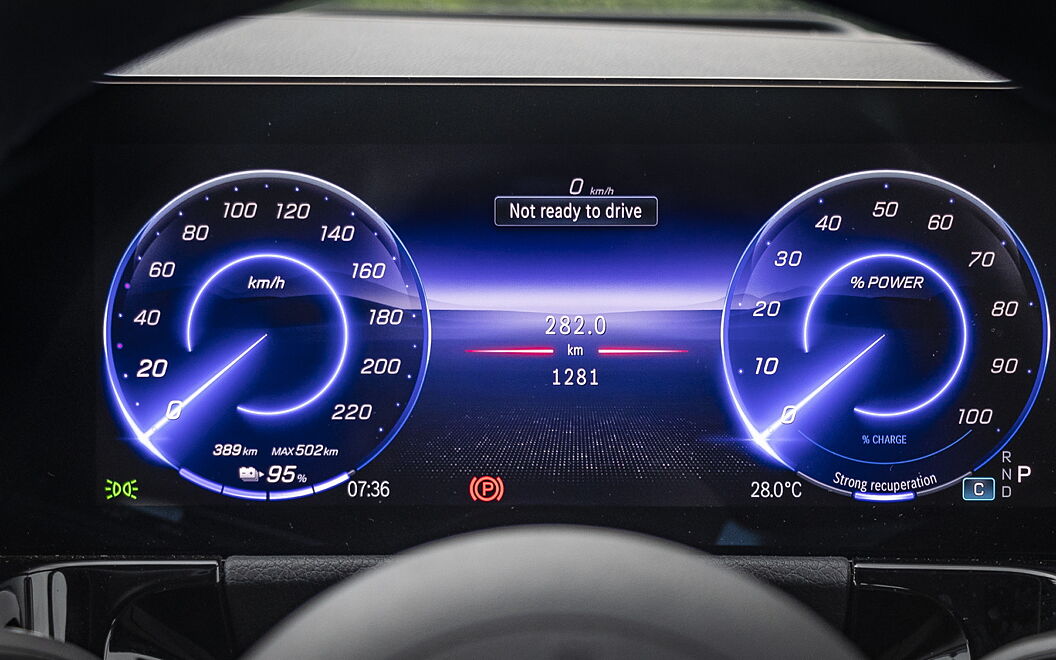 Mercedes-Benz EQA - Dashbaord Display | Mercedes-Benz EQA Images