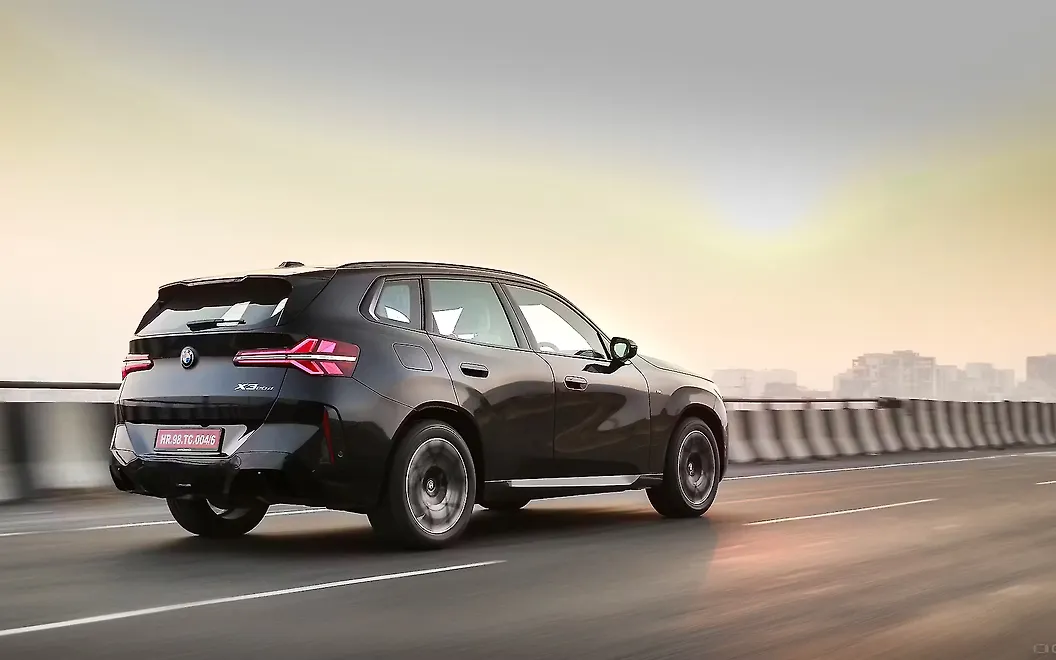 BMW X3 Right Rear View