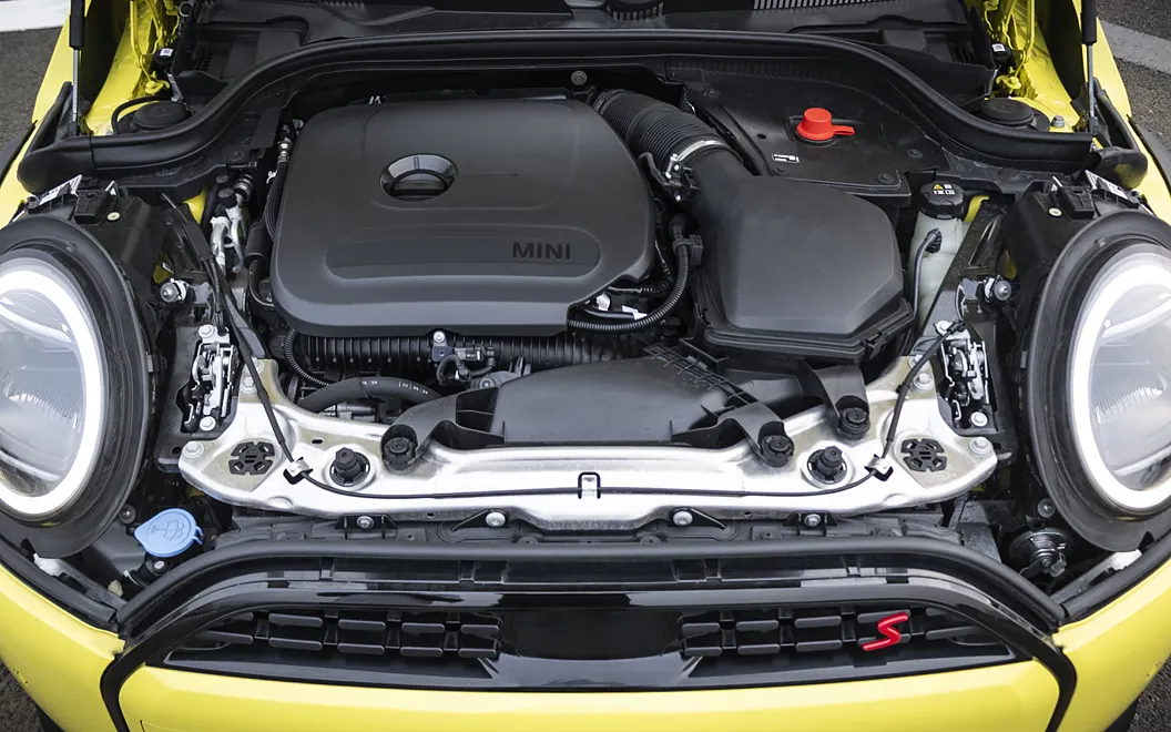 MINI Cooper Engine