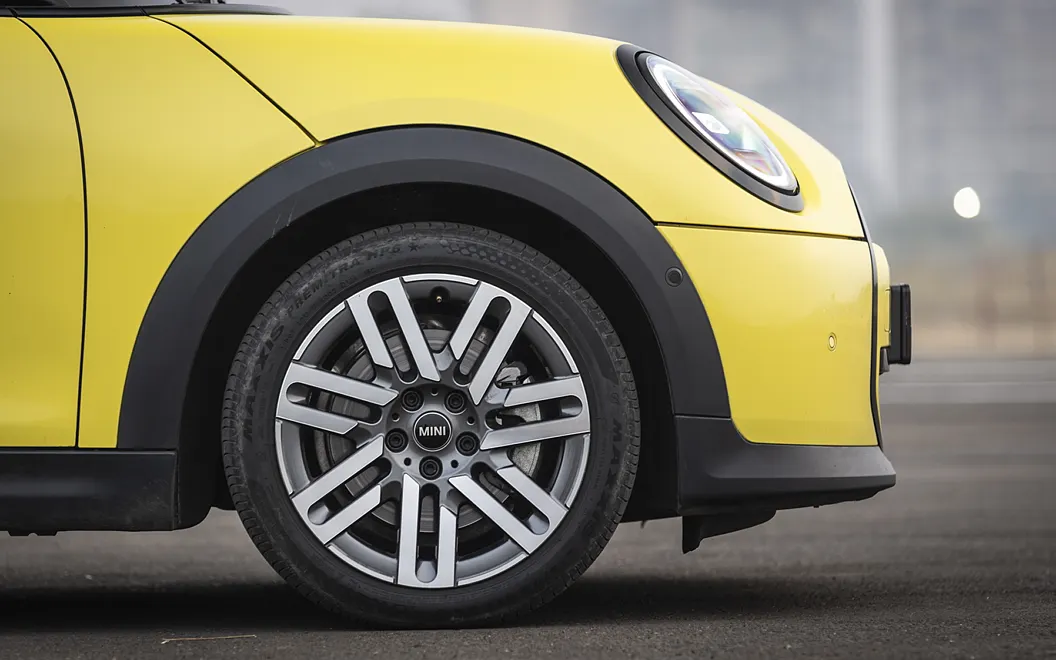 MINI Cooper Front Wheel