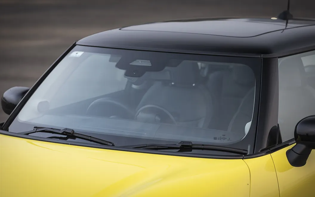 MINI Cooper Front Windscreen