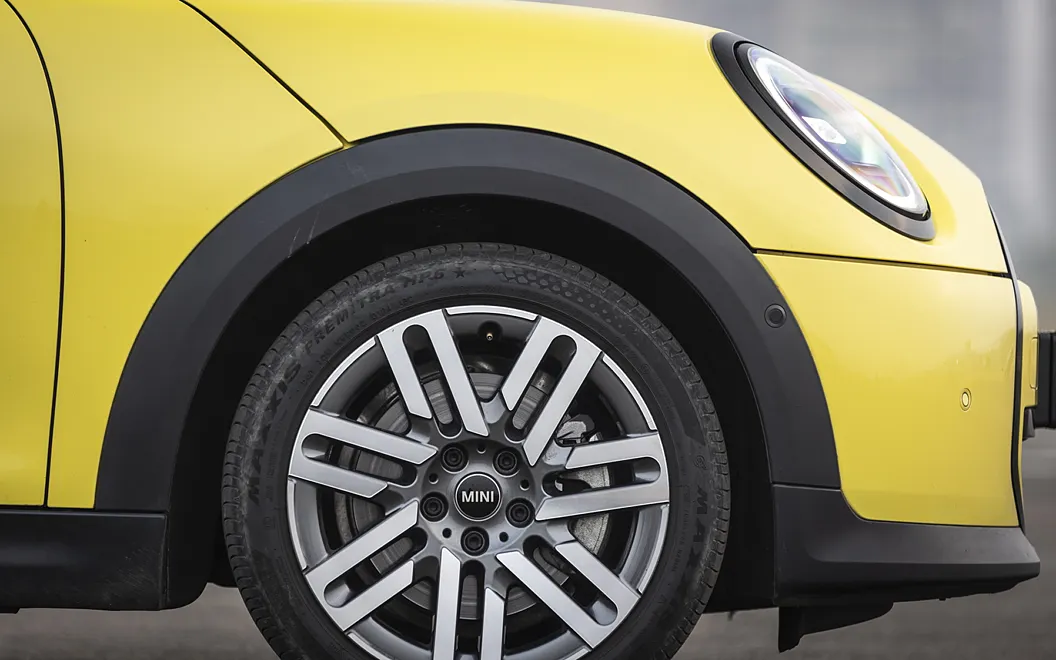 MINI Cooper Tyre