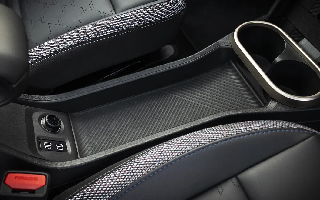 MINI Cooper Storage