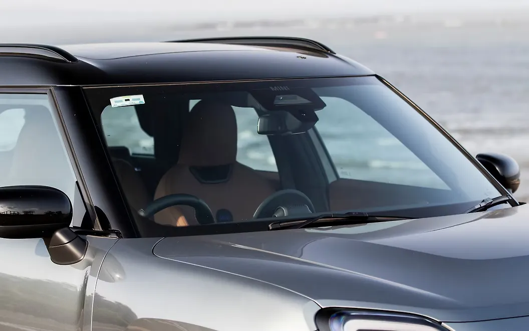 Mini Countryman Electric Images | Countryman Electric Exterior, Road ...