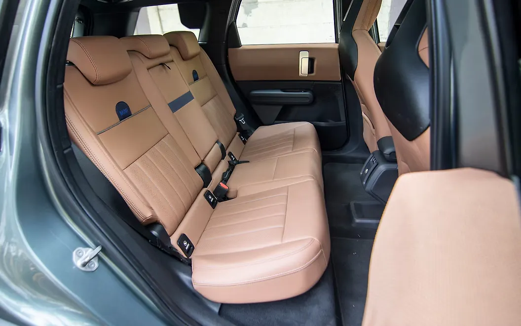 Rear Passenger Seats
