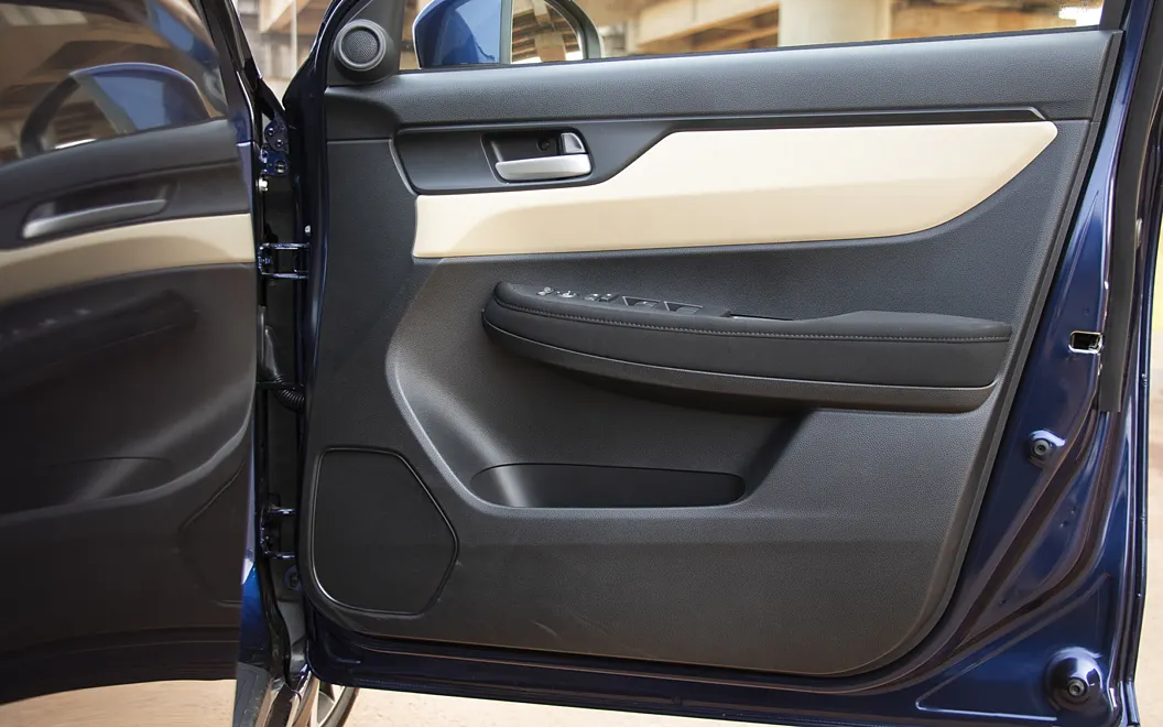Honda Amaze Driver Door