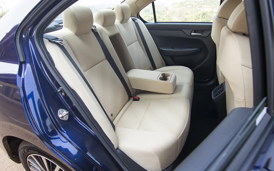 Honda Amaze Arm Rest in Rear Passenger Seats