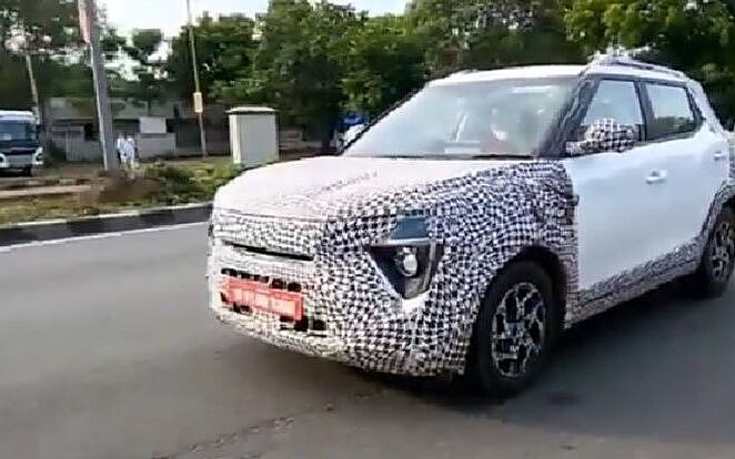 Mahindra 3XO EV Front Left View