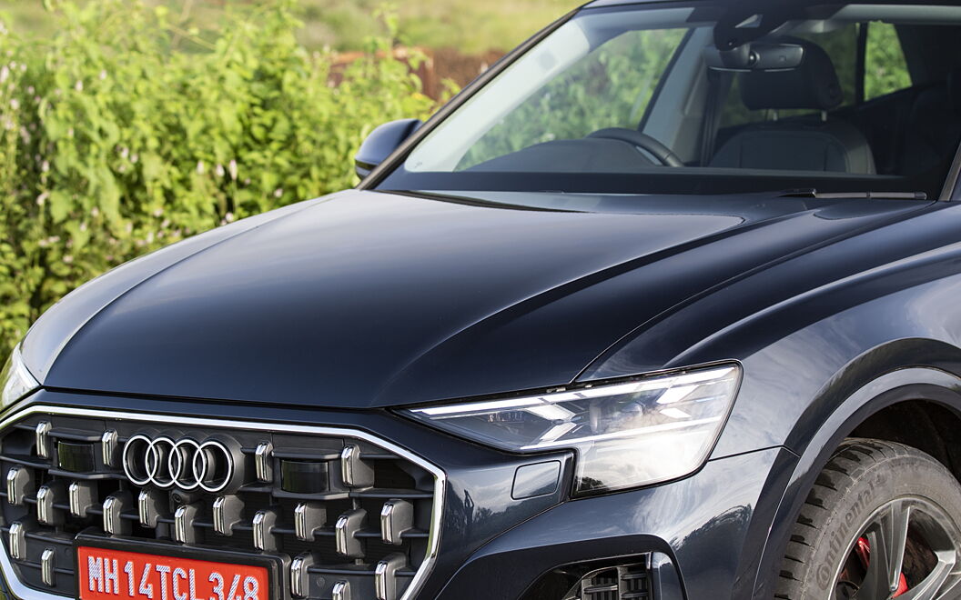 Audi Q8 Bonnet