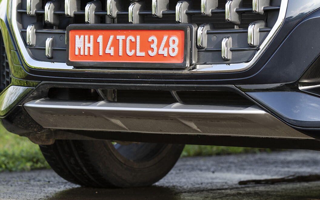 Audi Q8 Front Bumper