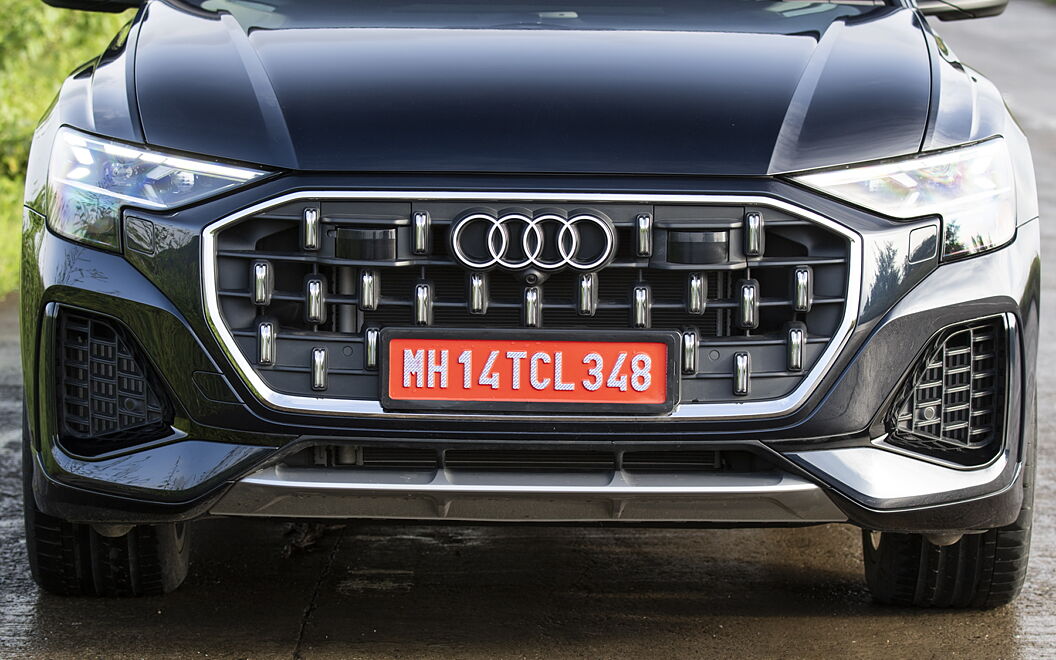 Audi Q8 Front Grille