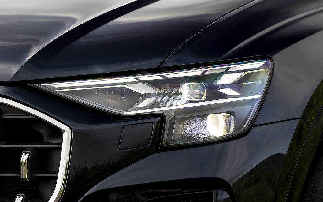 Audi Q8 Head Light