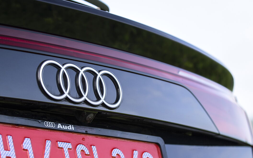 Audi Q8 Brand Logo