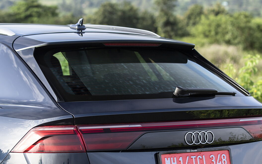 Audi Q8 Rear Windscreen