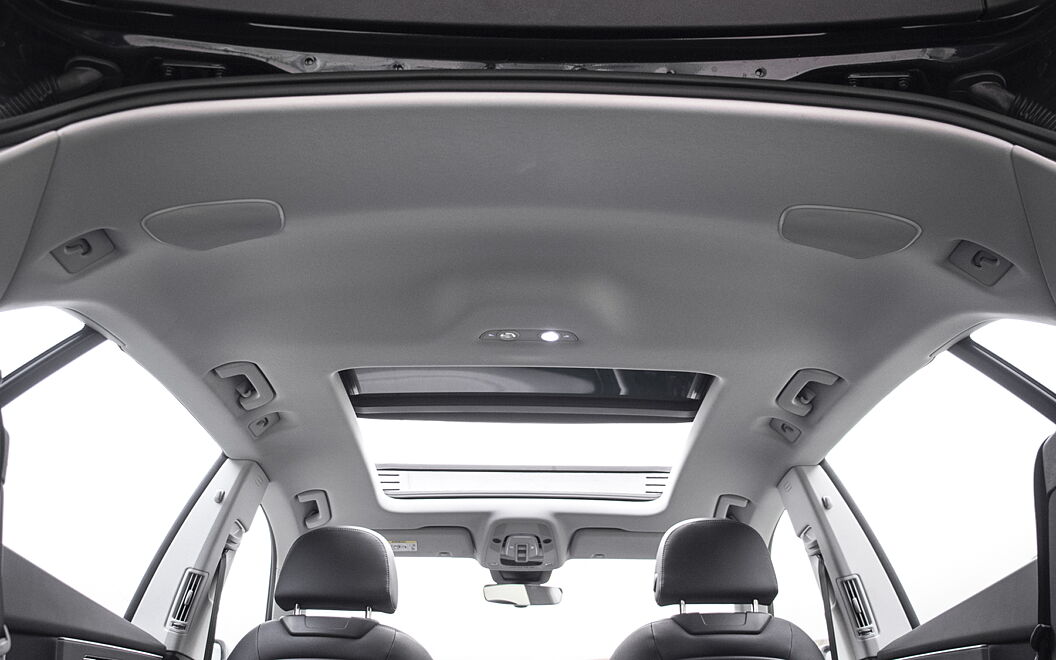 Audi Q8 Cabin Roof