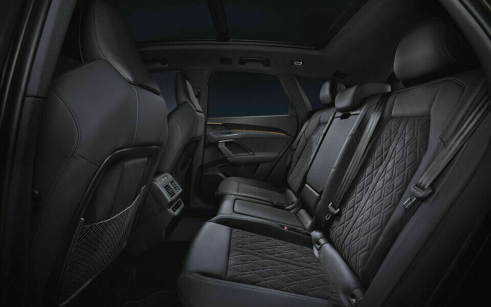 Audi New Q5 third-gen Rear Passenger Seats