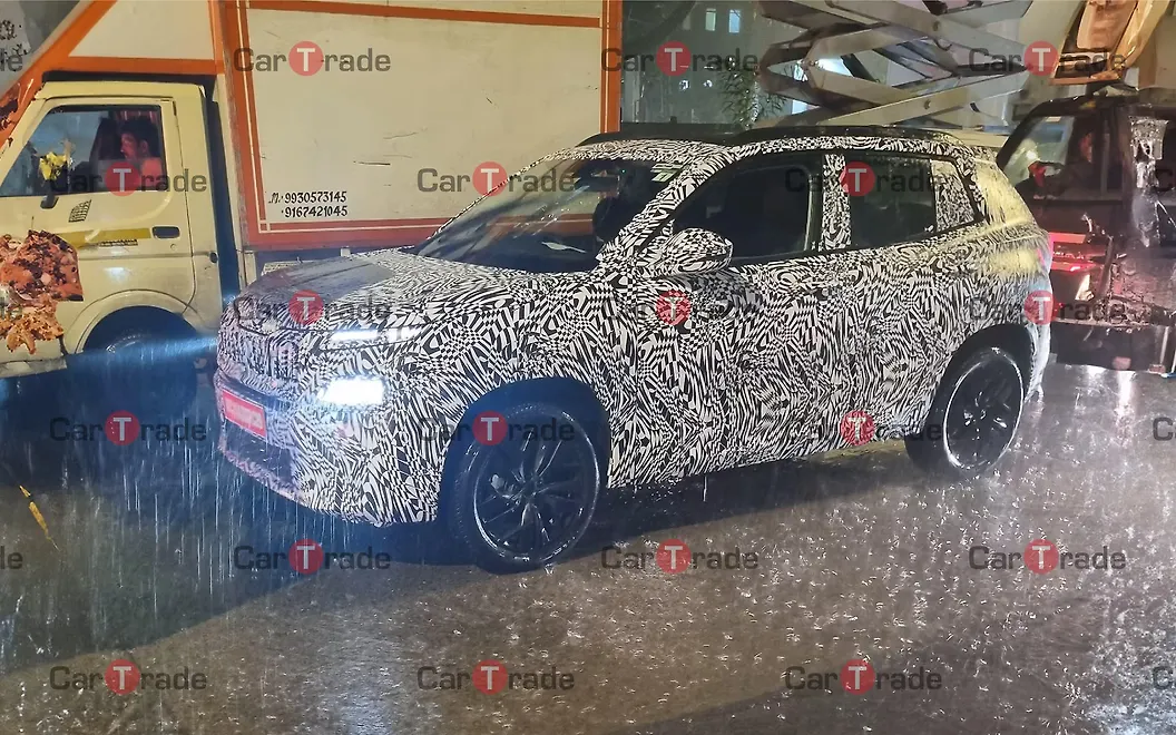 Skoda Kylaq Front Left View