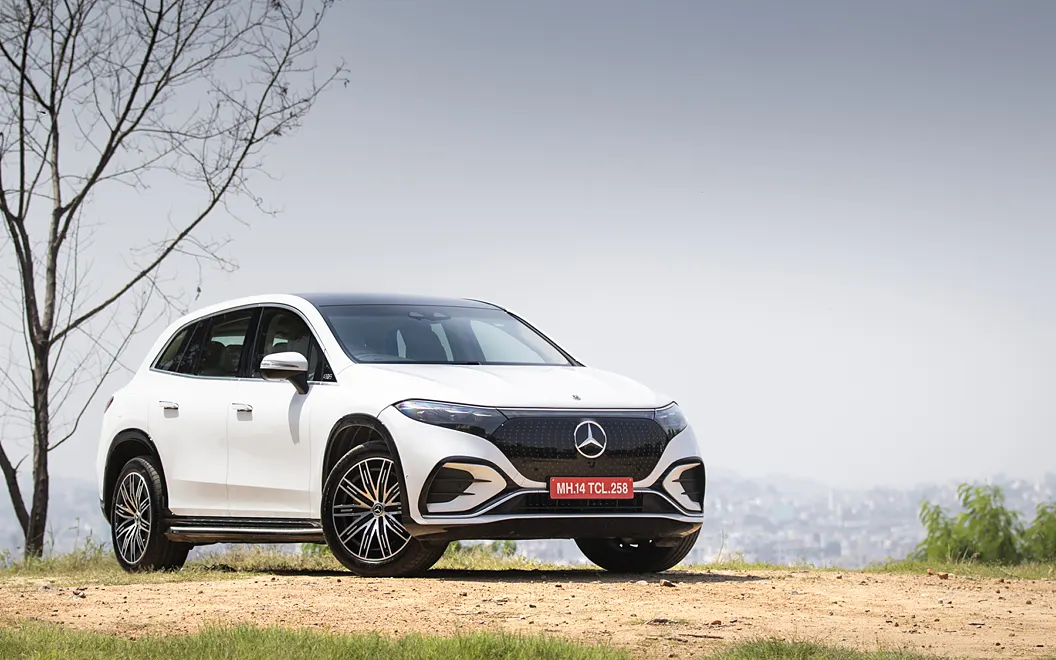 Mercedes-Benz EQS SUV Front Right View