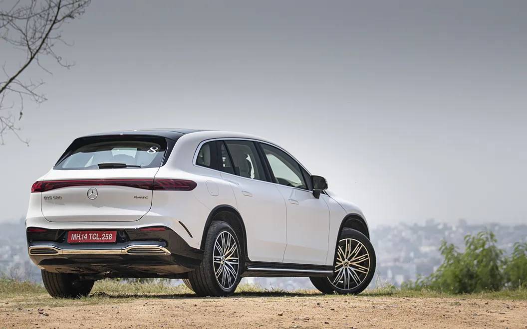 Mercedes-Benz EQS SUV Right Rear View