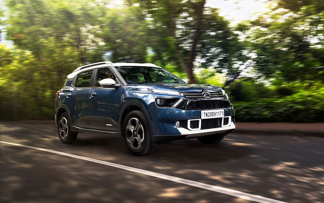 Citroen C3 Aircross [2023-2024] Front Right View