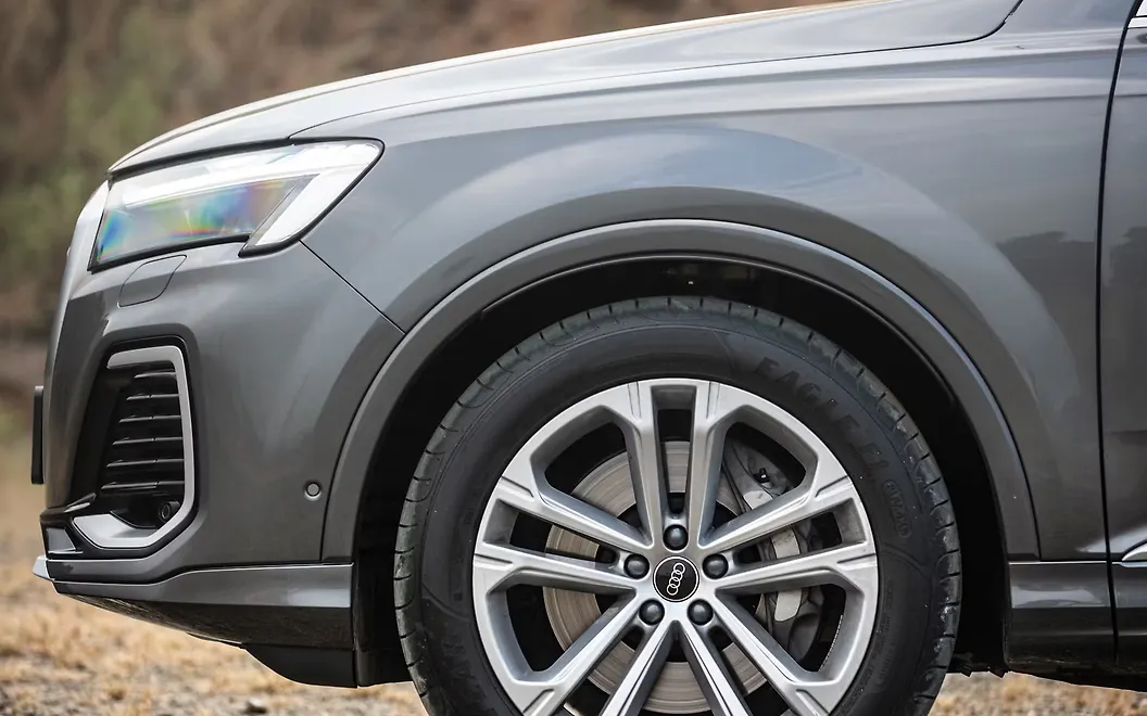Audi Q7 Front Wheel
