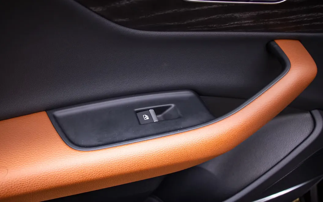 Audi Q7 Passenger Window Controls