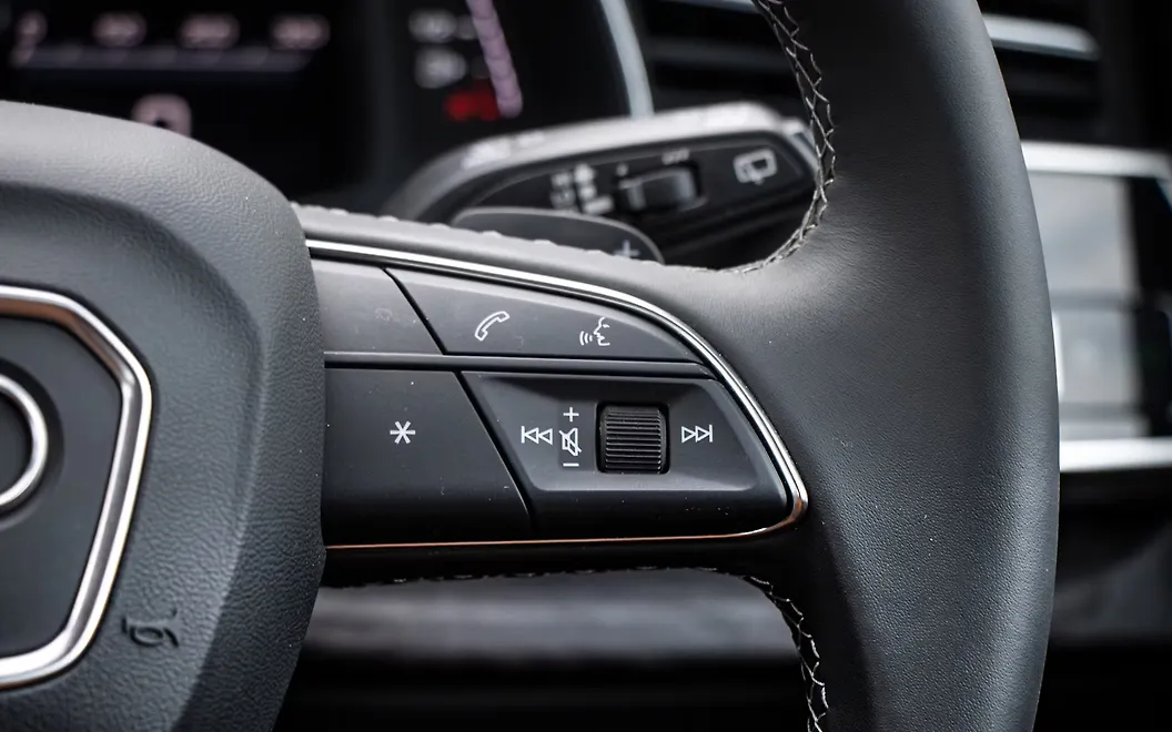 Audi Q7 Steering Mounted Controls - Right