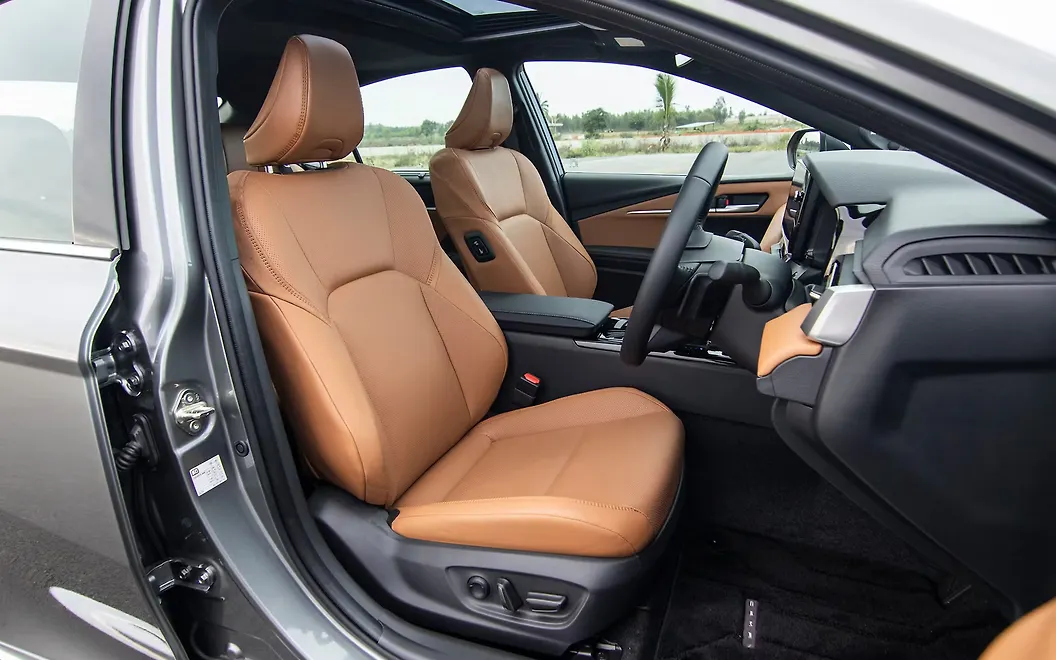 Toyota Camry Front Seats