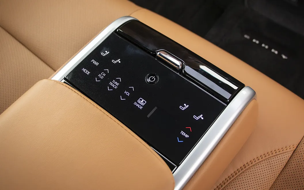 Toyota Camry Rear AC Controls