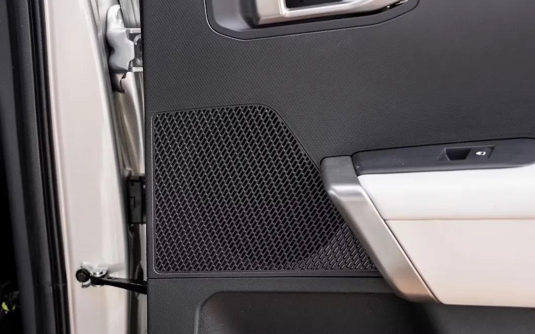 Kia Seltos Front Speakers
