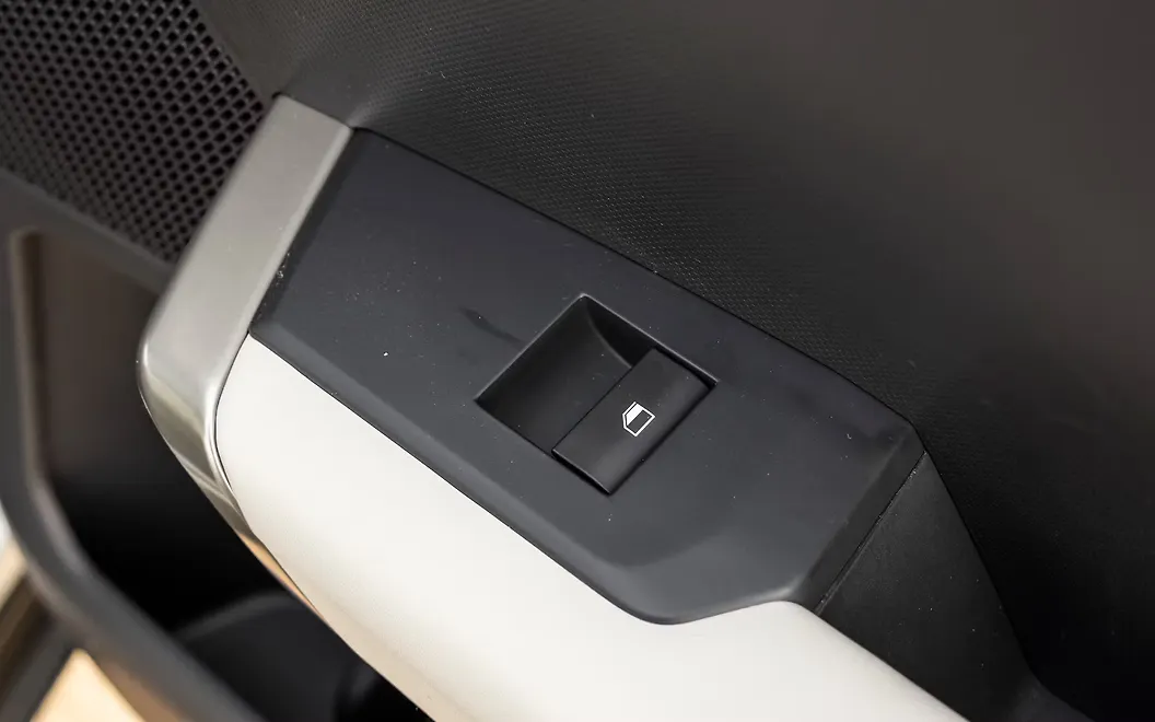Kia Seltos Passenger Window Controls