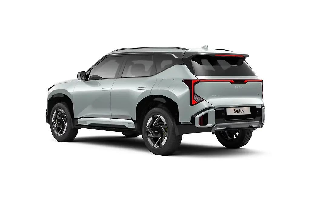 Kia Seltos Rear Left View