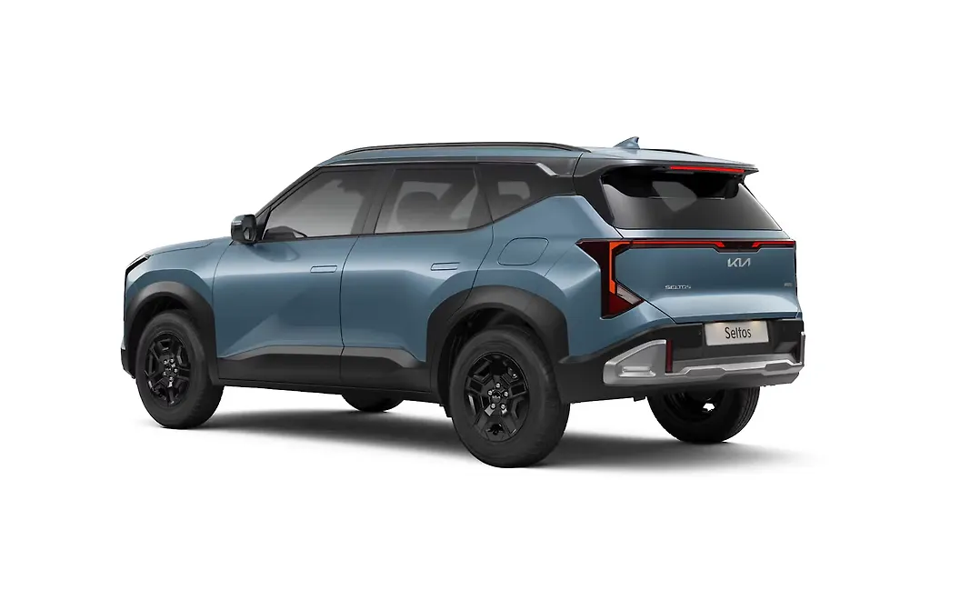 Kia Seltos Rear Left View