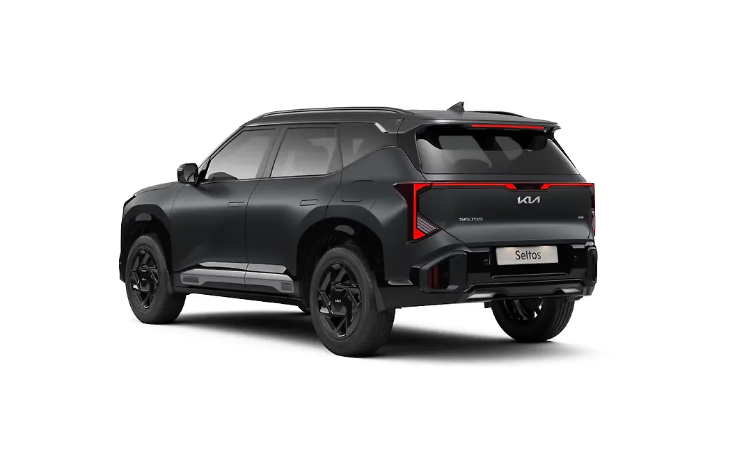 Kia Seltos Rear Left View