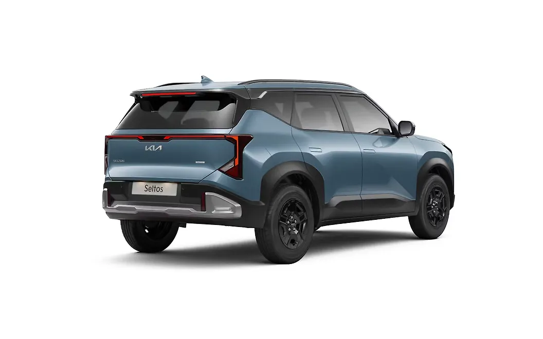 Kia Seltos Right Rear View