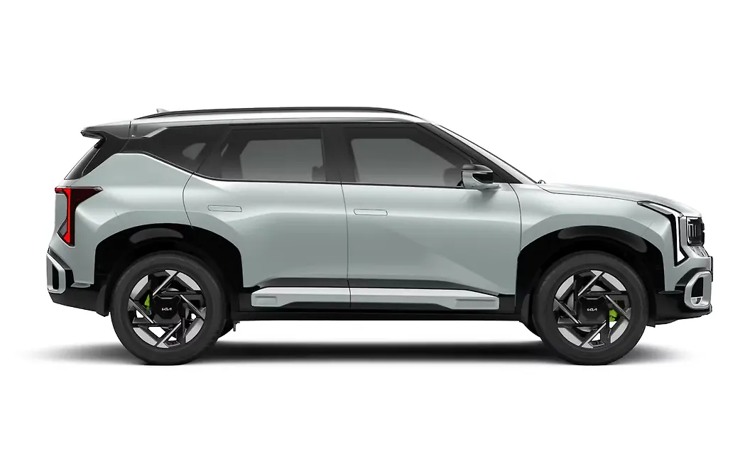 Kia Seltos Right View